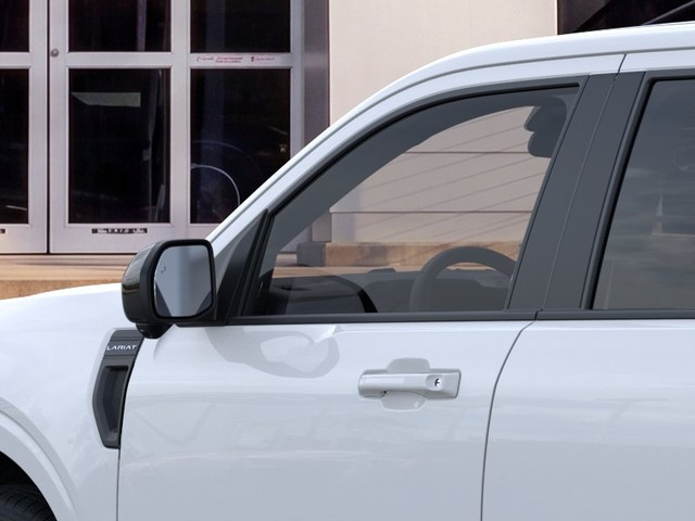 Ford Maverick Vehicle Full-screen Gallery Image 21