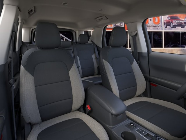 Ford Bronco Sport Vehicle Full-screen Gallery Image 10