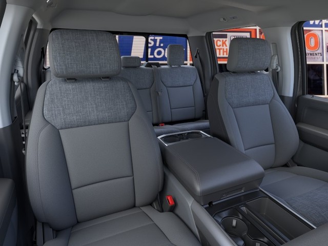 Ford F-150 Vehicle Full-screen Gallery Image 10