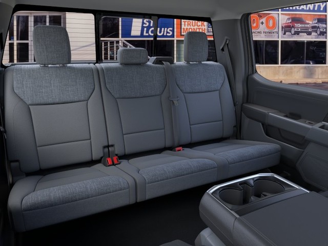 Ford F-150 Vehicle Full-screen Gallery Image 11