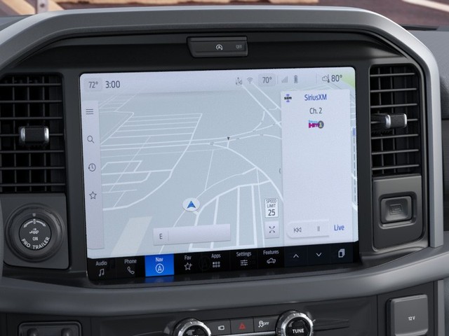 Ford F-150 Vehicle Full-screen Gallery Image 14