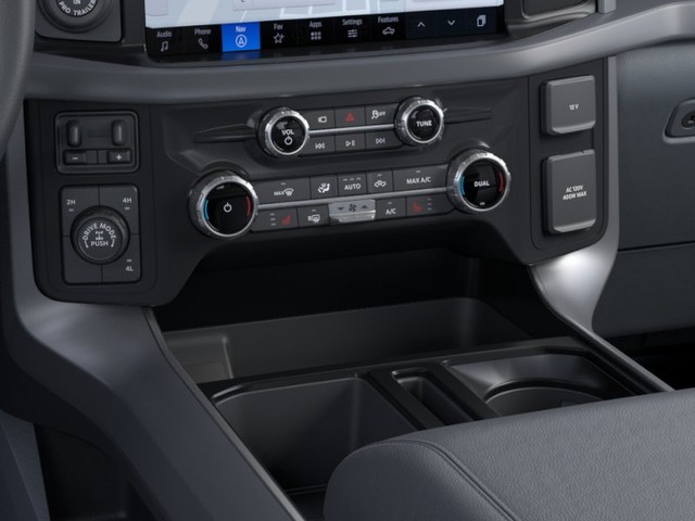 Ford F-150 Vehicle Full-screen Gallery Image 15