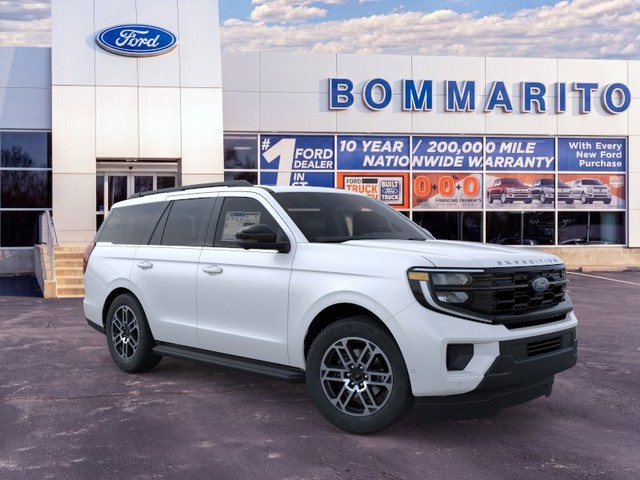 Ford Expedition Vehicle Full-screen Gallery Image 7