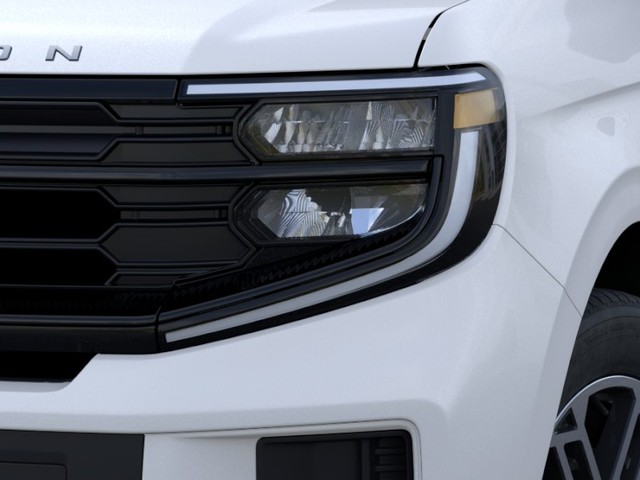Ford Expedition Vehicle Full-screen Gallery Image 18