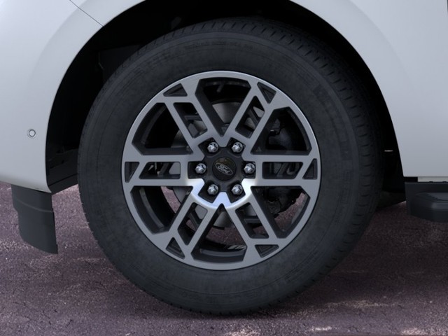 Ford Expedition Vehicle Full-screen Gallery Image 19