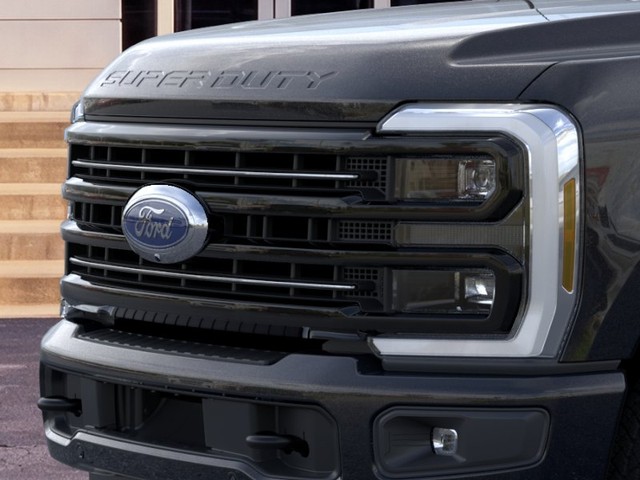 Ford Super Duty F-350 SRW Vehicle Image 17