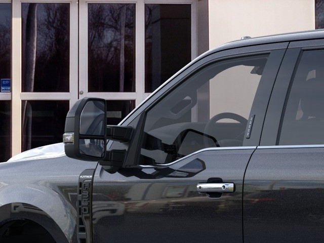 Ford Super Duty F-350 SRW Vehicle Image 20