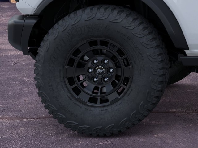 Ford Bronco Vehicle Full-screen Gallery Image 21