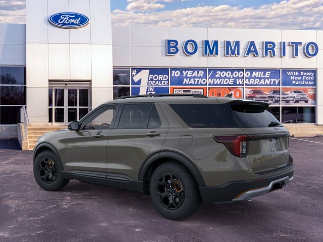 Ford Explorer Vehicle Full-screen Gallery Image 4