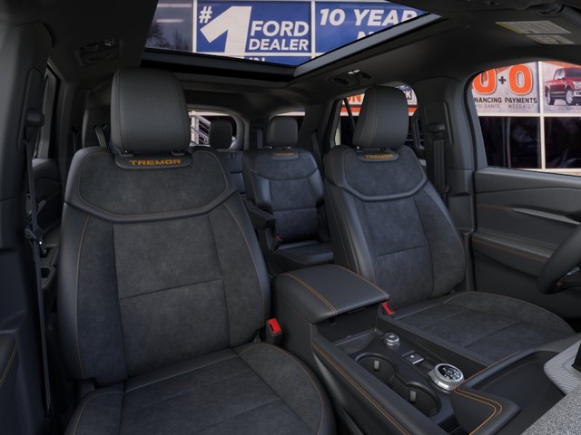 Ford Explorer Vehicle Full-screen Gallery Image 10