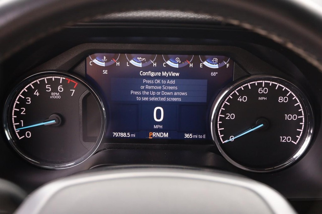 Ford F-150 Vehicle Full-screen Gallery Image 13
