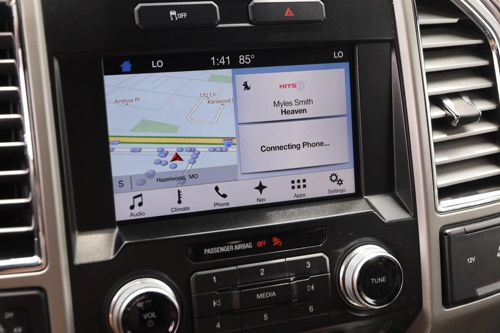 Ford F-150 Vehicle Full-screen Gallery Image 16