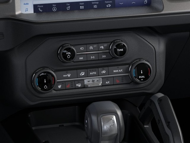 Ford Bronco Vehicle Image 16