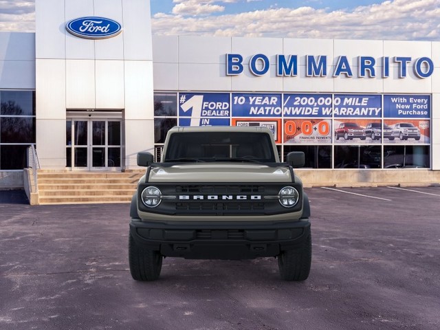 Ford Bronco Vehicle Image 06