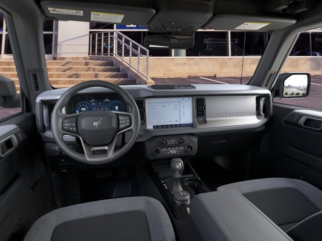 Ford Bronco Vehicle Image 09