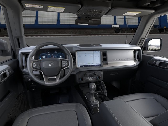 Ford Bronco Vehicle Image 09