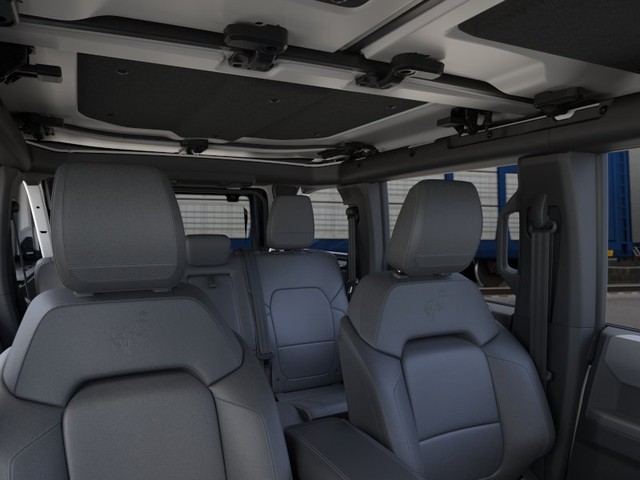 Ford Bronco Vehicle Image 12