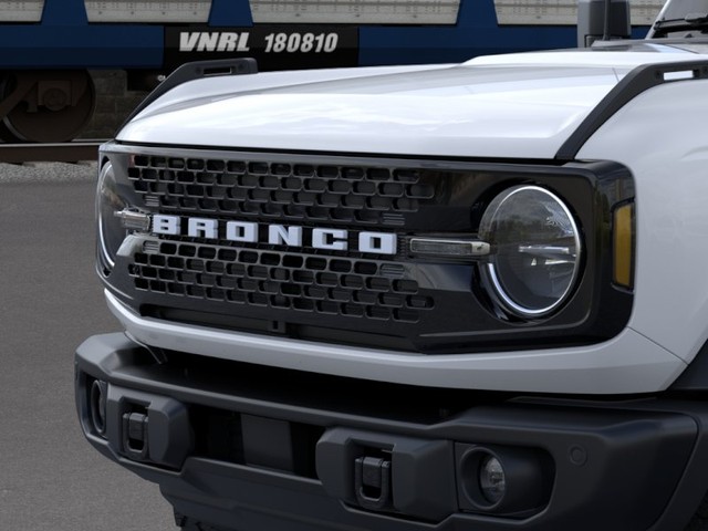 Ford Bronco Vehicle Image 19