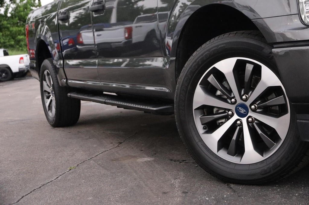 Ford F-150 Vehicle Image 03