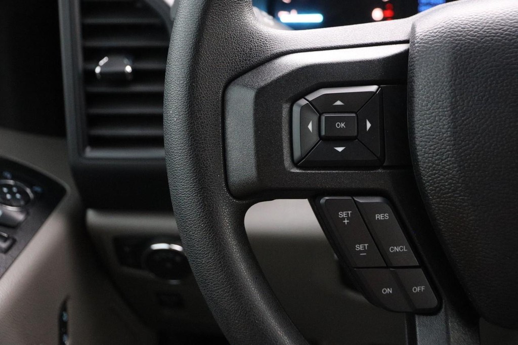 Ford F-150 Vehicle Image 11
