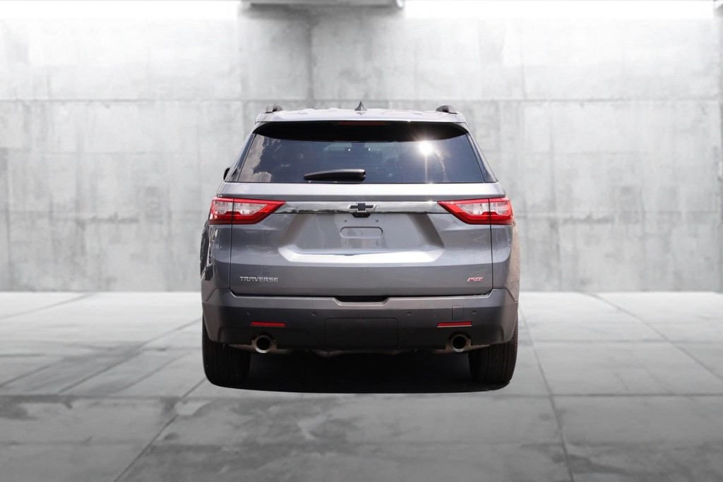 Chevrolet Traverse Vehicle Full-screen Gallery Image 06