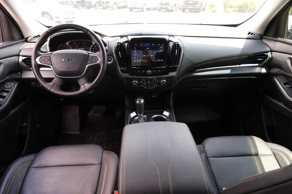 Chevrolet Traverse Vehicle Full-screen Gallery Image 21