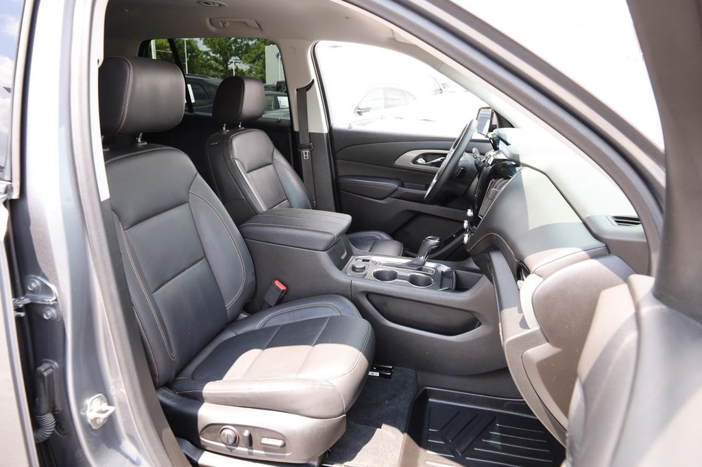 Chevrolet Traverse Vehicle Full-screen Gallery Image 26