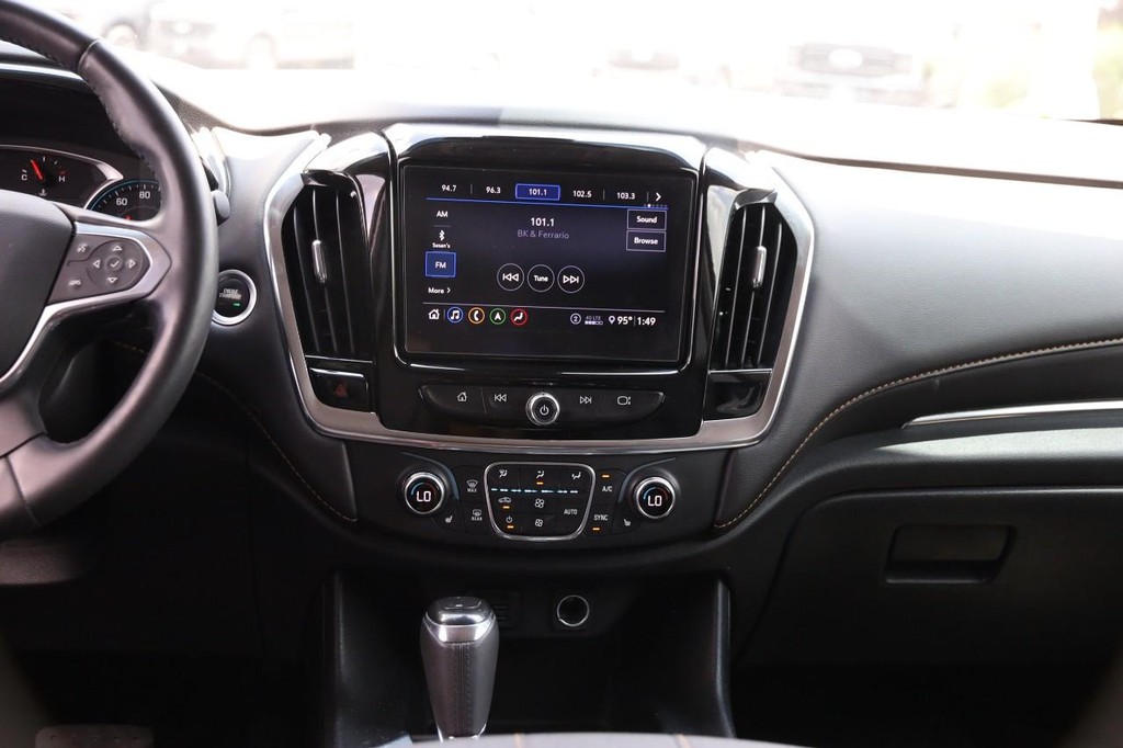 Chevrolet Traverse Vehicle Full-screen Gallery Image 45