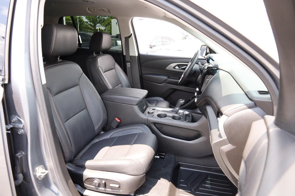 Chevrolet Traverse Vehicle Full-screen Gallery Image 47