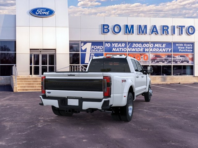 Ford Super Duty F-450 DRW Vehicle Image 08