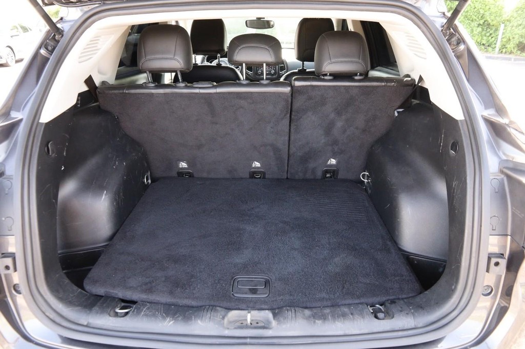 Jeep Compass Vehicle Image 07