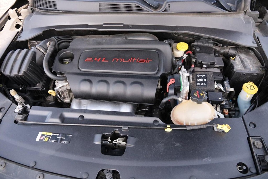 Jeep Compass Vehicle Image 26