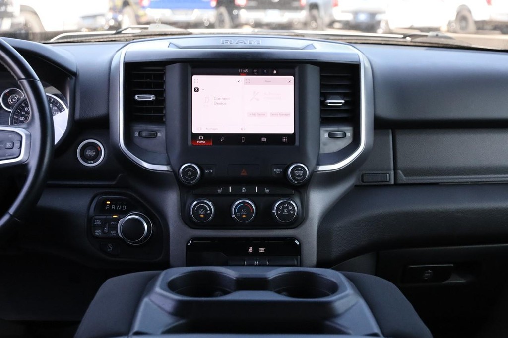 Ram 1500 Vehicle Full-screen Gallery Image 25
