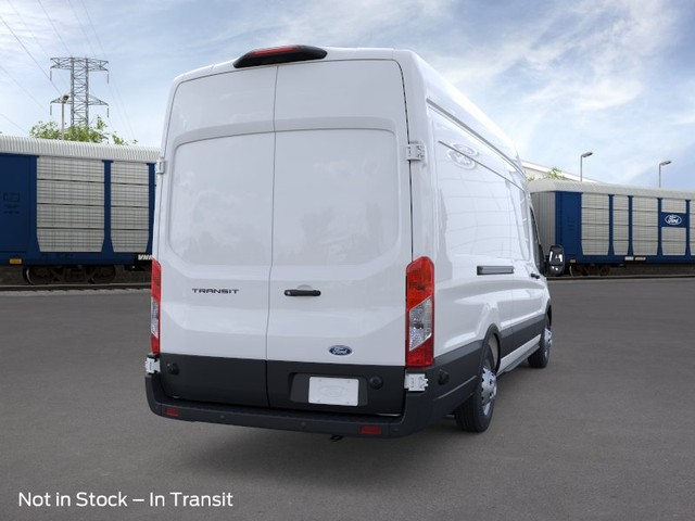 Ford Transit Cargo Van Vehicle Full-screen Gallery Image 8
