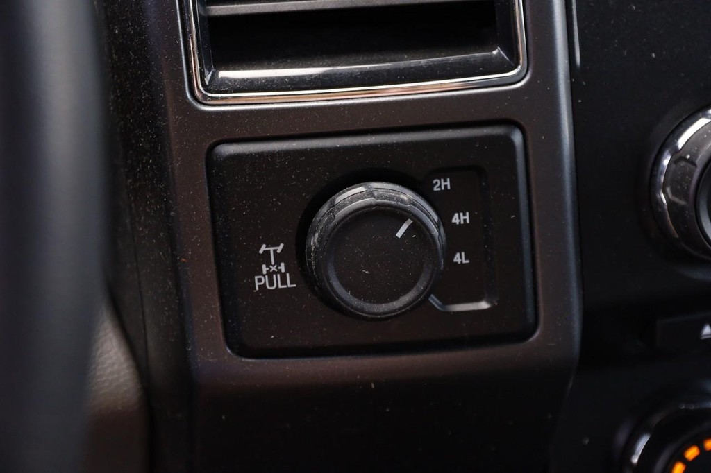 Ford F-150 Vehicle Image 14