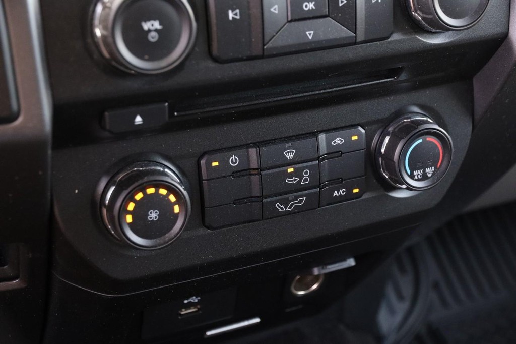 Ford F-150 Vehicle Image 18