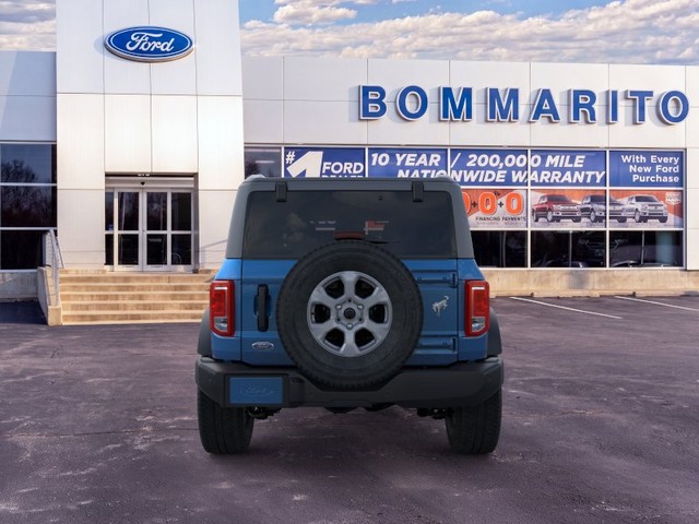 Ford Bronco Vehicle Image 05