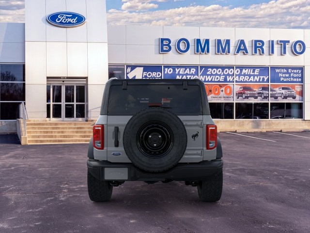 Ford Bronco Vehicle Image 05