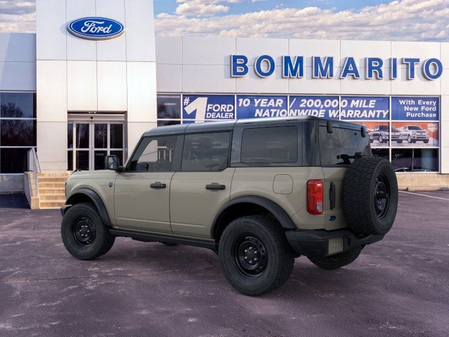 Ford Bronco Vehicle Image 04