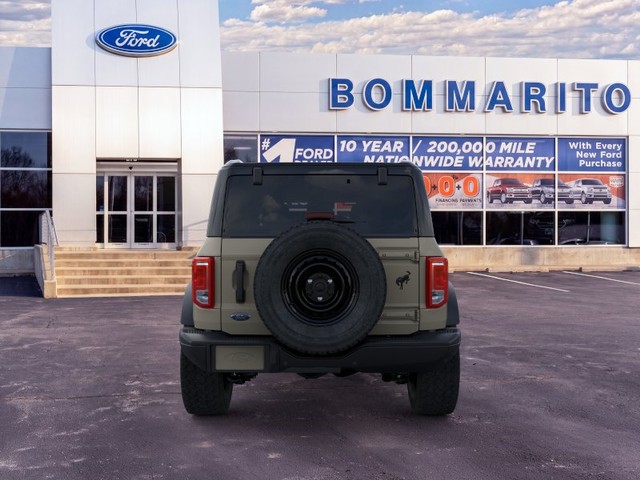 Ford Bronco Vehicle Image 05