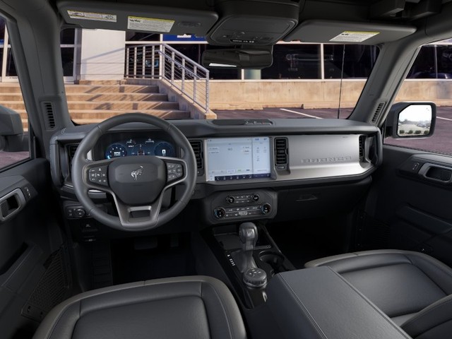 Ford Bronco Vehicle Image 09
