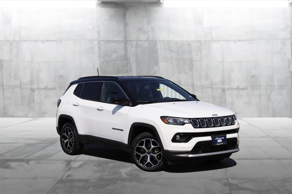 Jeep Compass Vehicle Image 02