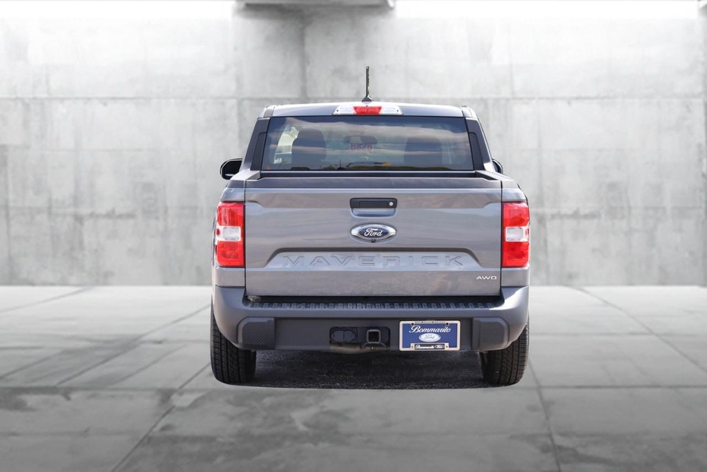 Ford Maverick Vehicle Image 06