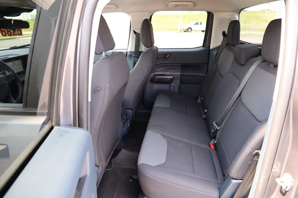 Ford Maverick Vehicle Image 09