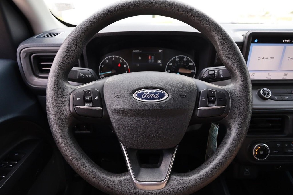 Ford Maverick Vehicle Image 10