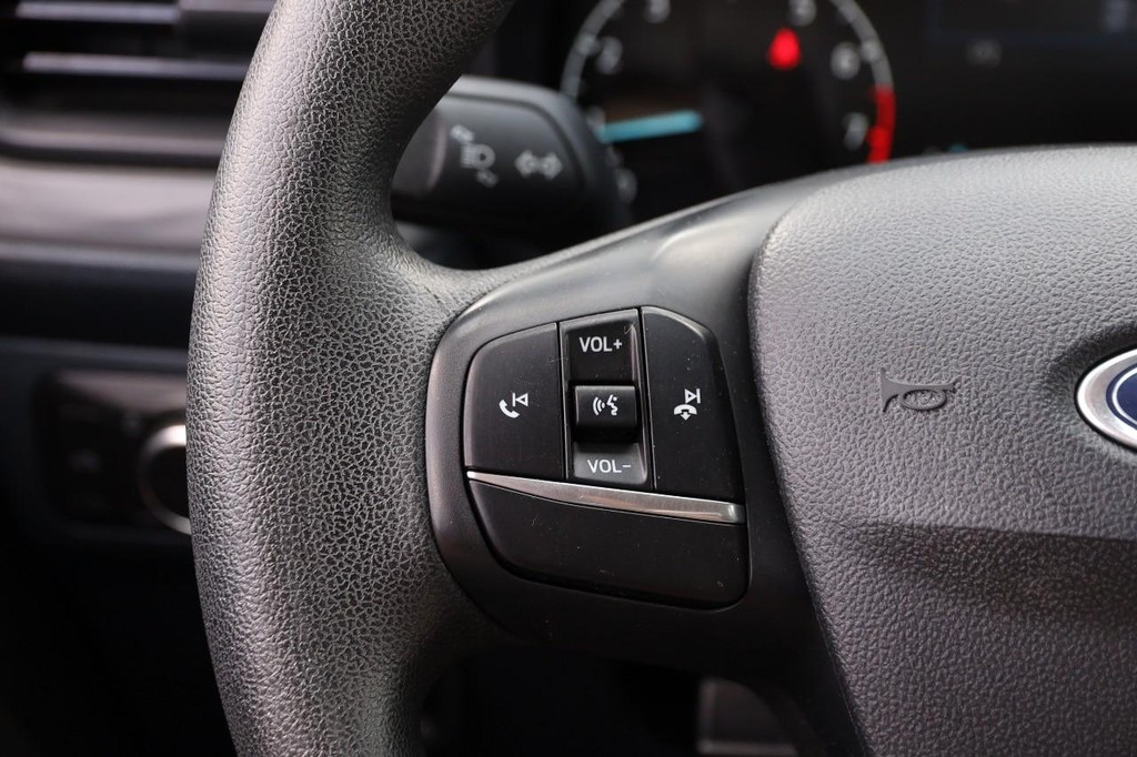 Ford Maverick Vehicle Image 11