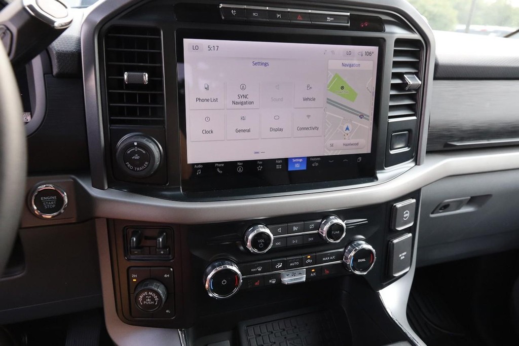 Ford F-150 Vehicle Full-screen Gallery Image 20