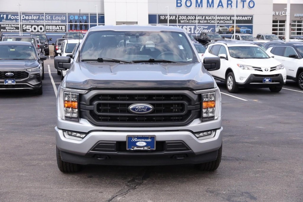 Ford F-150 Vehicle Full-screen Gallery Image 4