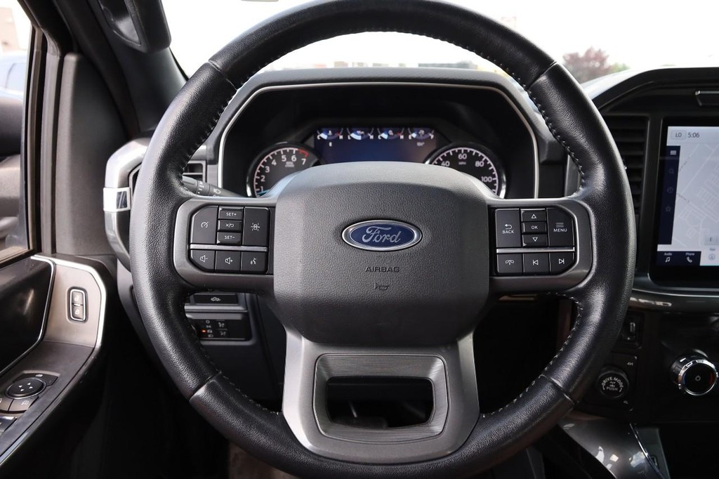 Ford F-150 Vehicle Full-screen Gallery Image 10