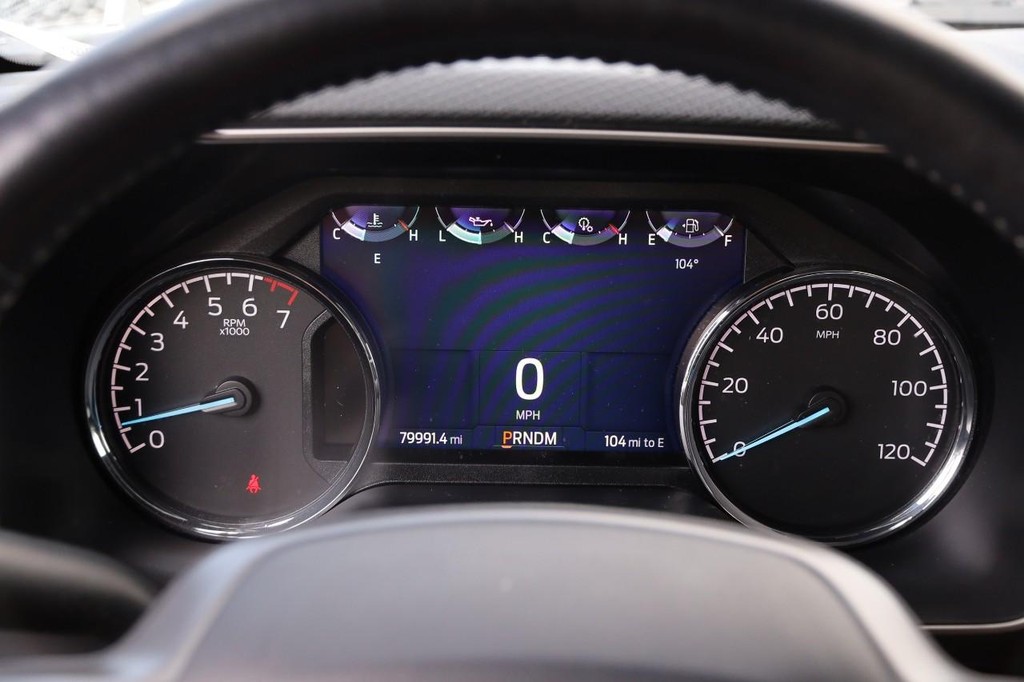 Ford F-150 Vehicle Full-screen Gallery Image 13